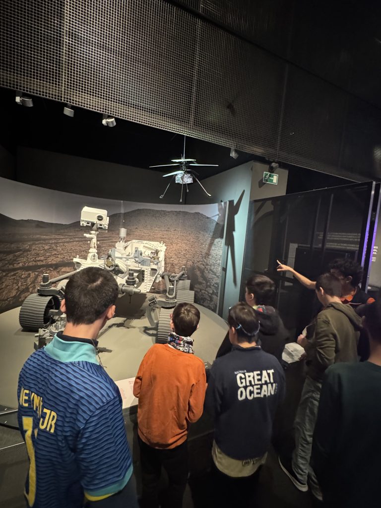 Alumnes d'Asproseat al Cosmocaixa